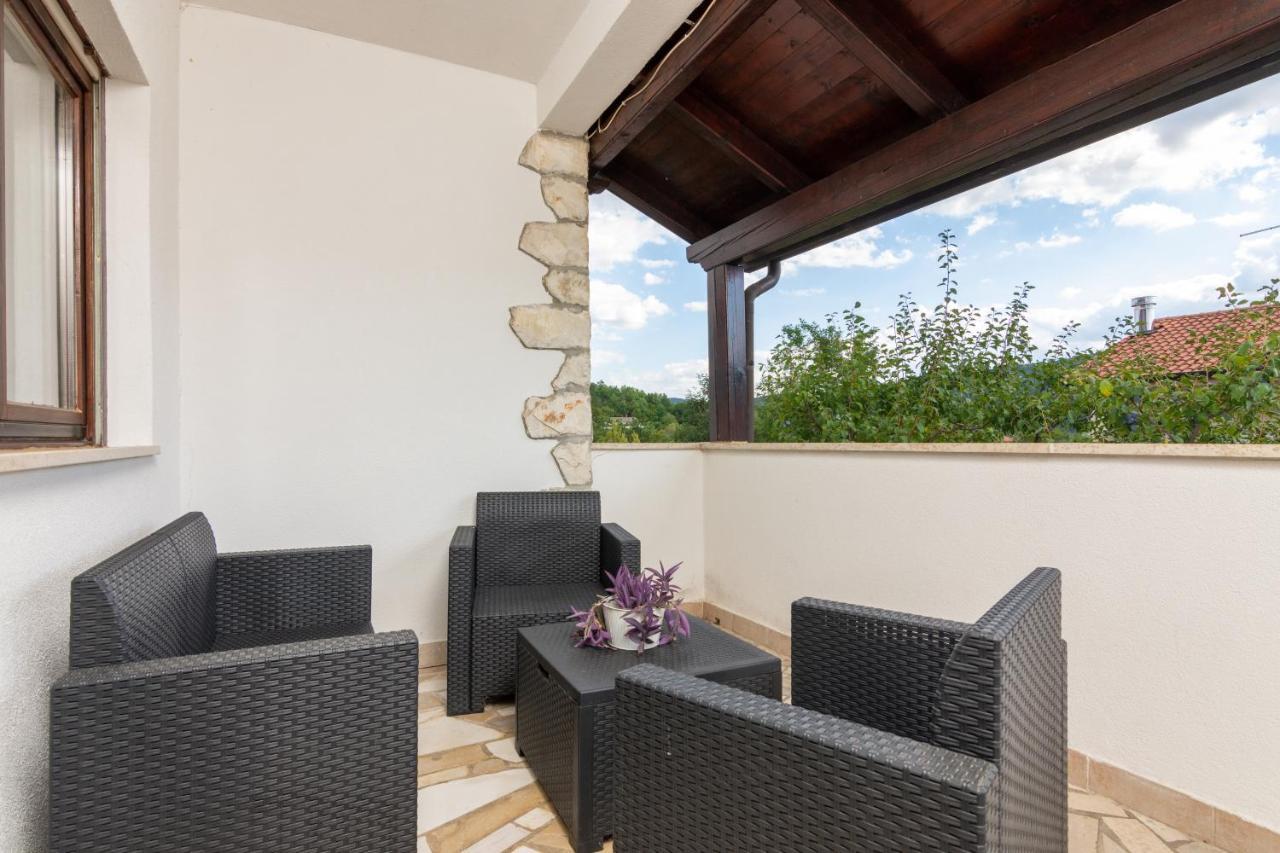 Apartment Buzet 17562A Exterior photo